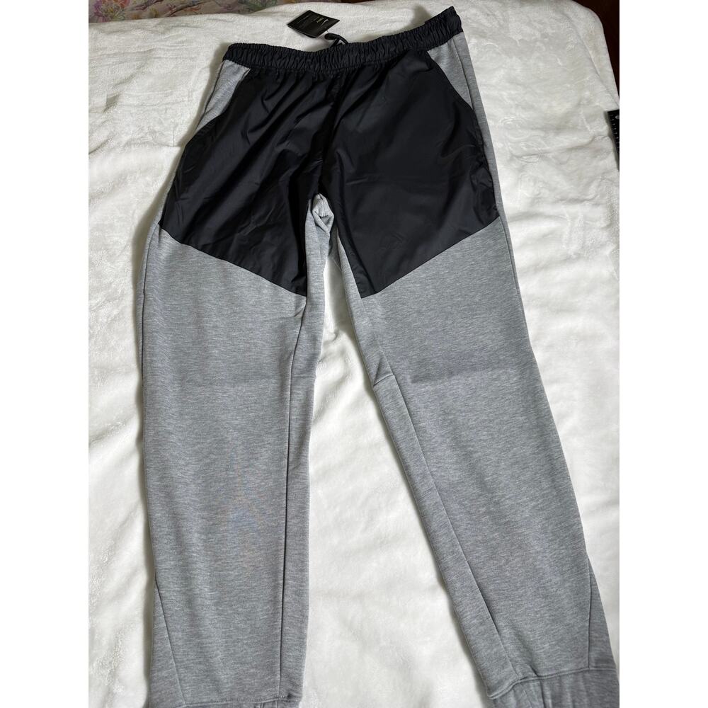 NWT Nike Dri-Fit Utility Core Fleece Training Pants Grey Men’s LG Swoosh Gym - Picture 2 of 11